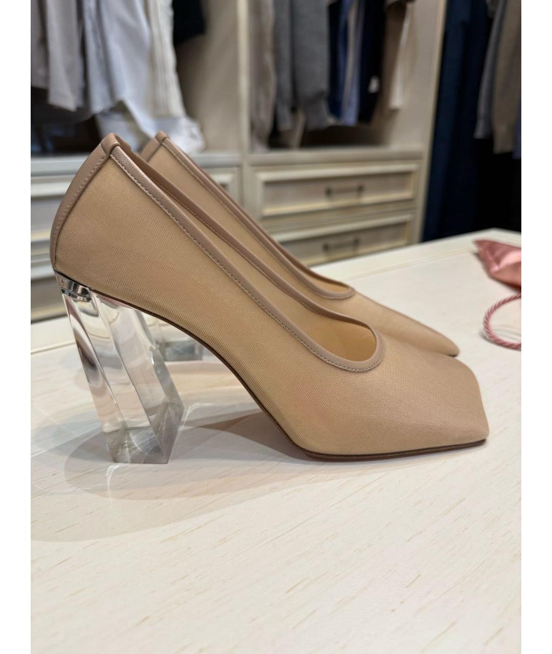 Amina Muaddi Бежевые туфли, фото 5
