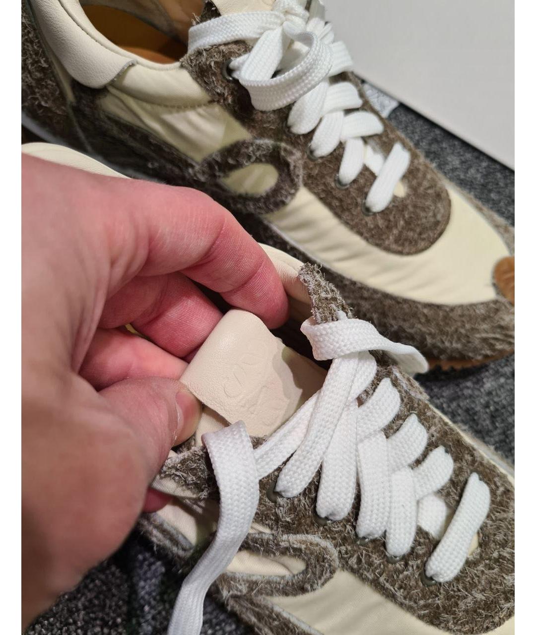 LOEWE Бежевые текстильные кроссовки, фото 6