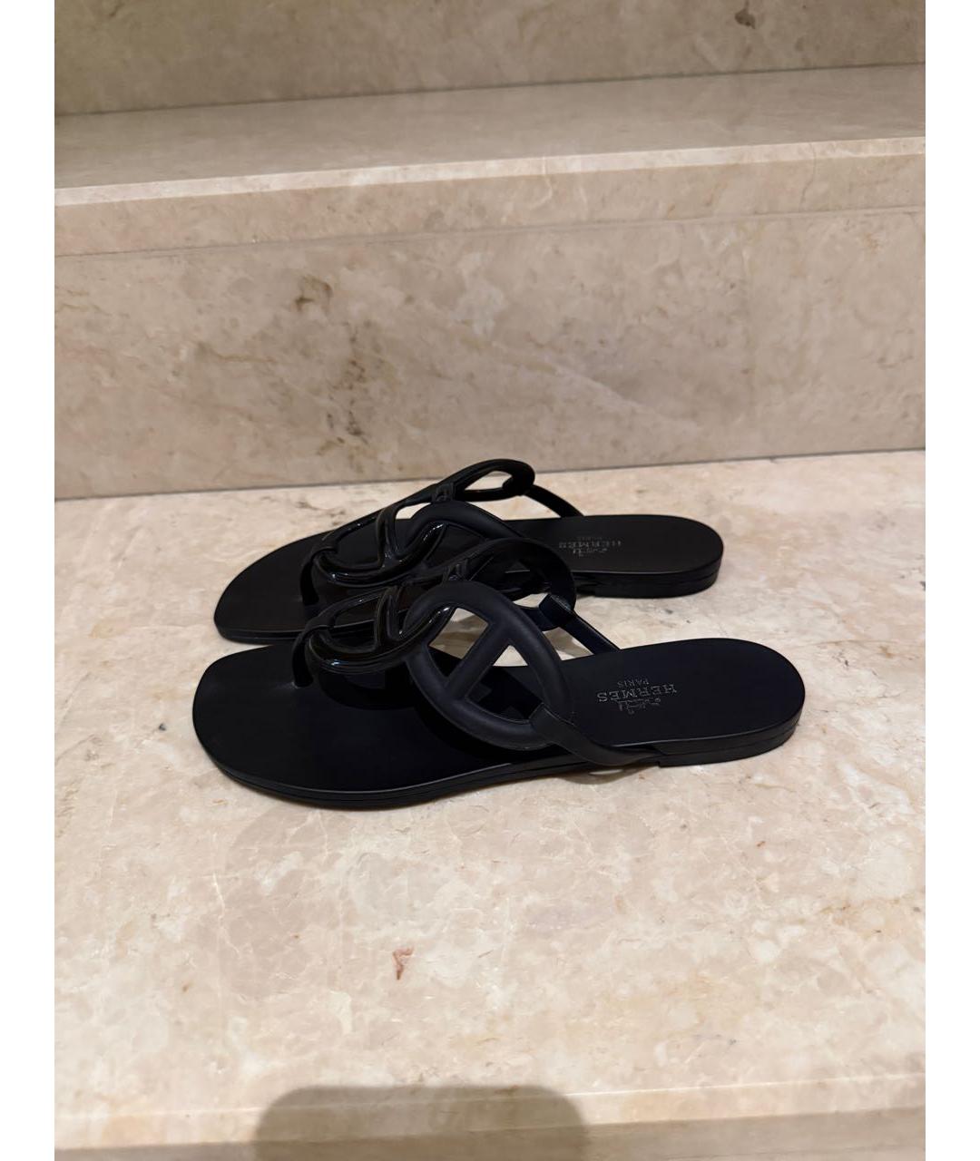 HERMES Черные резиновые шлепанцы, фото 2