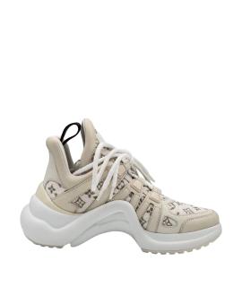 LOUIS VUITTON Кроссовки