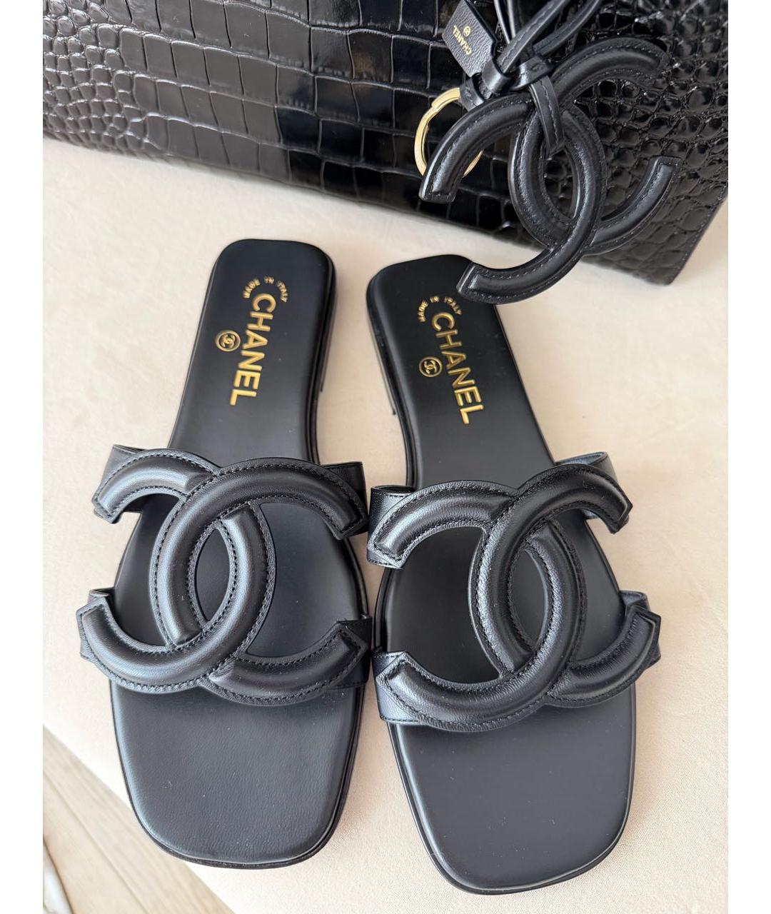 CHANEL Черные кожаные шлепанцы, фото 2
