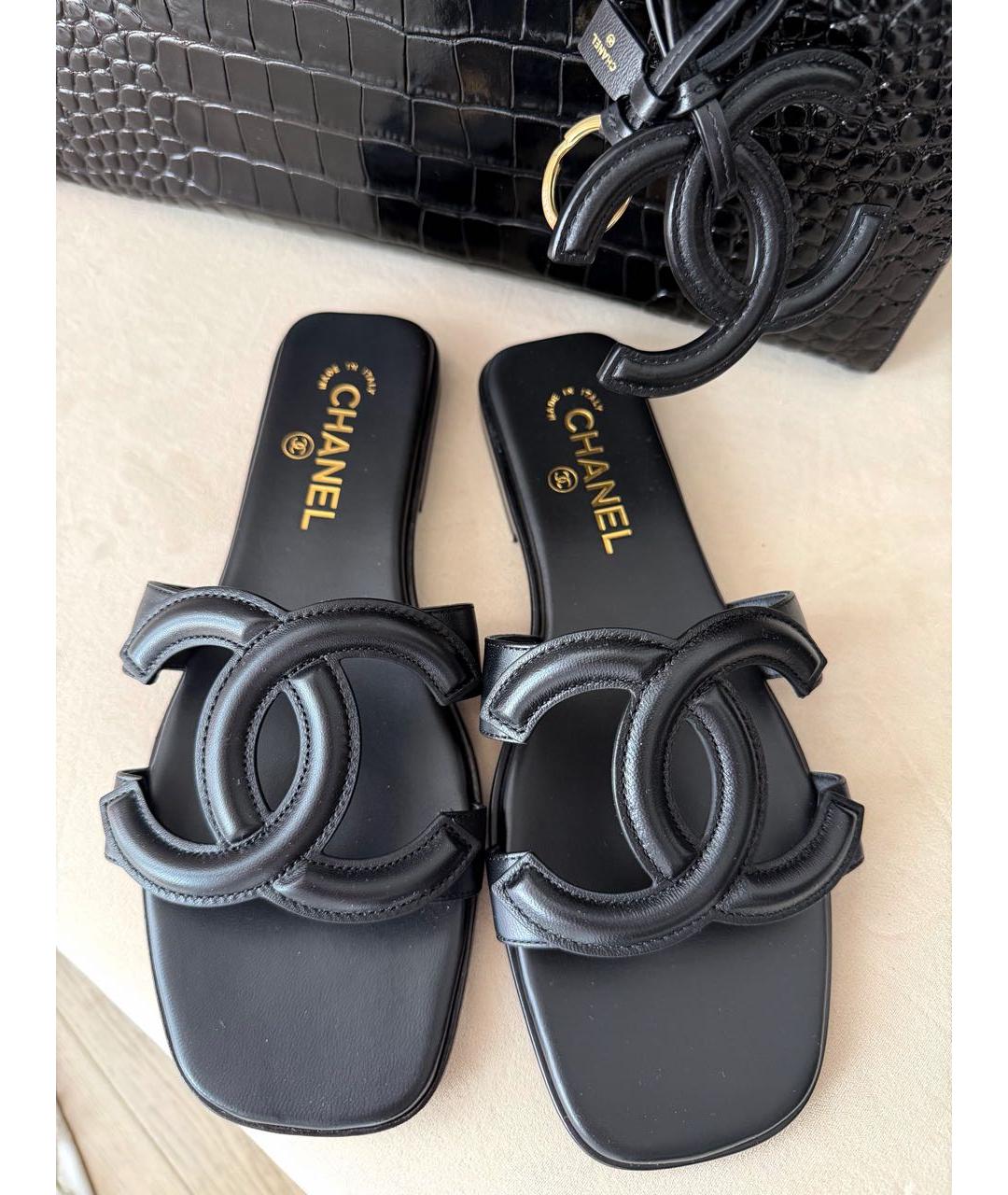 CHANEL Черные кожаные шлепанцы, фото 4