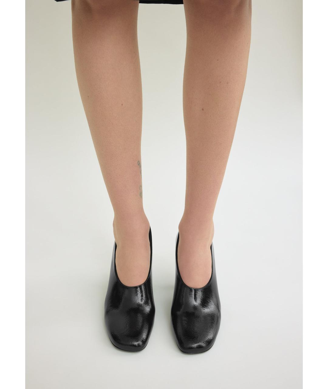 TOTEME Черные кожаные туфли, фото 2
