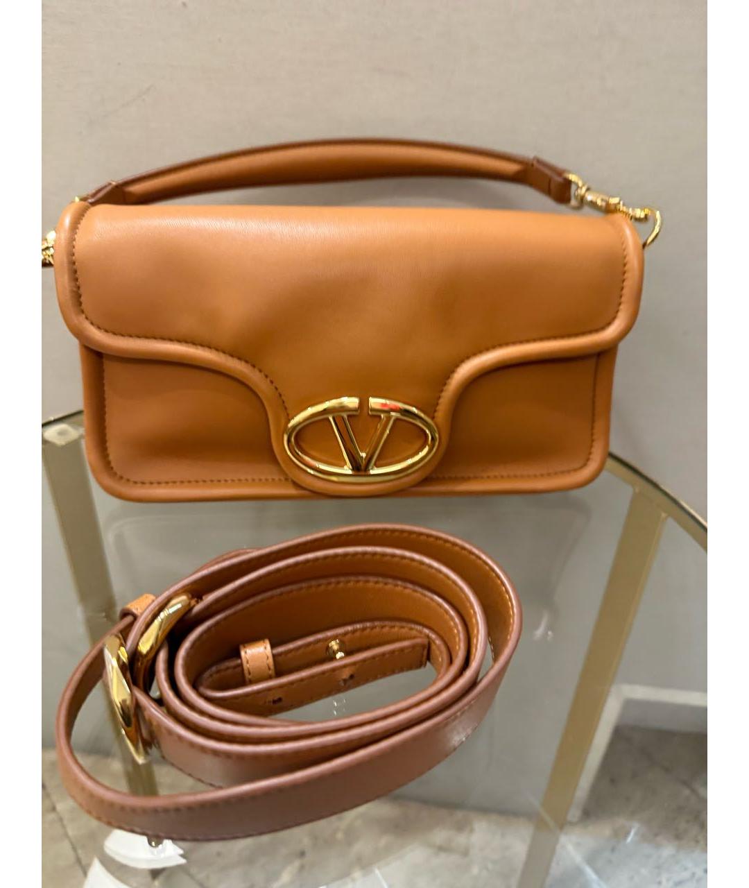 VALENTINO Коричневая кожаная сумка с короткими ручками, фото 2