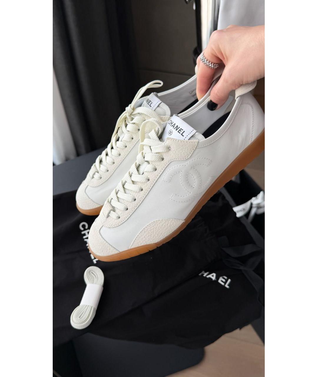 CHANEL Бежевые кожаные кеды, фото 8