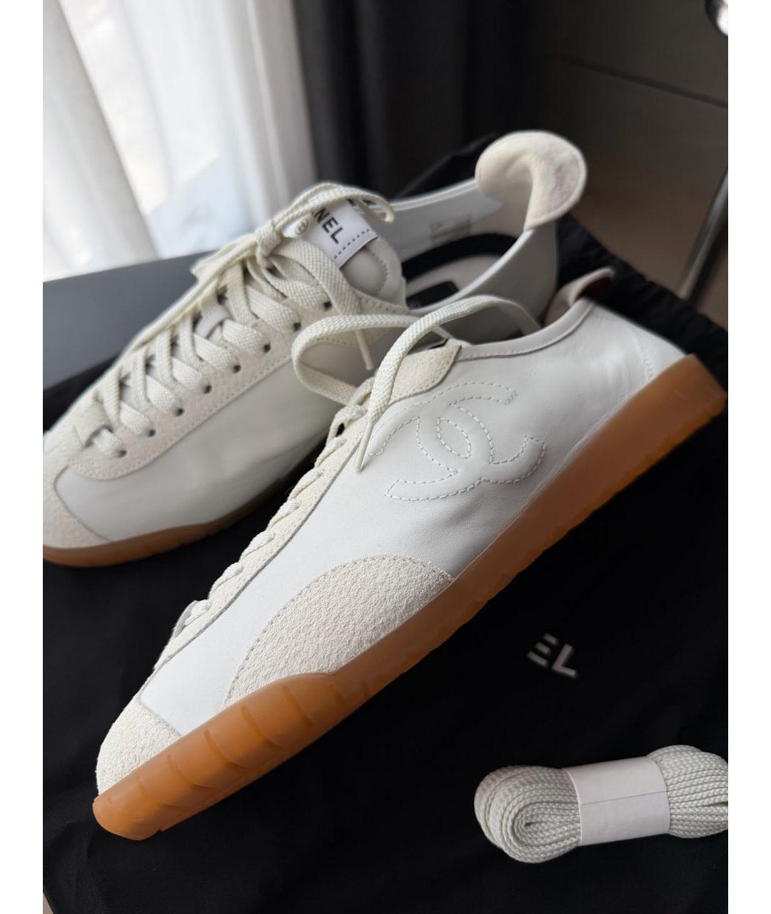 CHANEL Бежевые кожаные кеды, фото 9