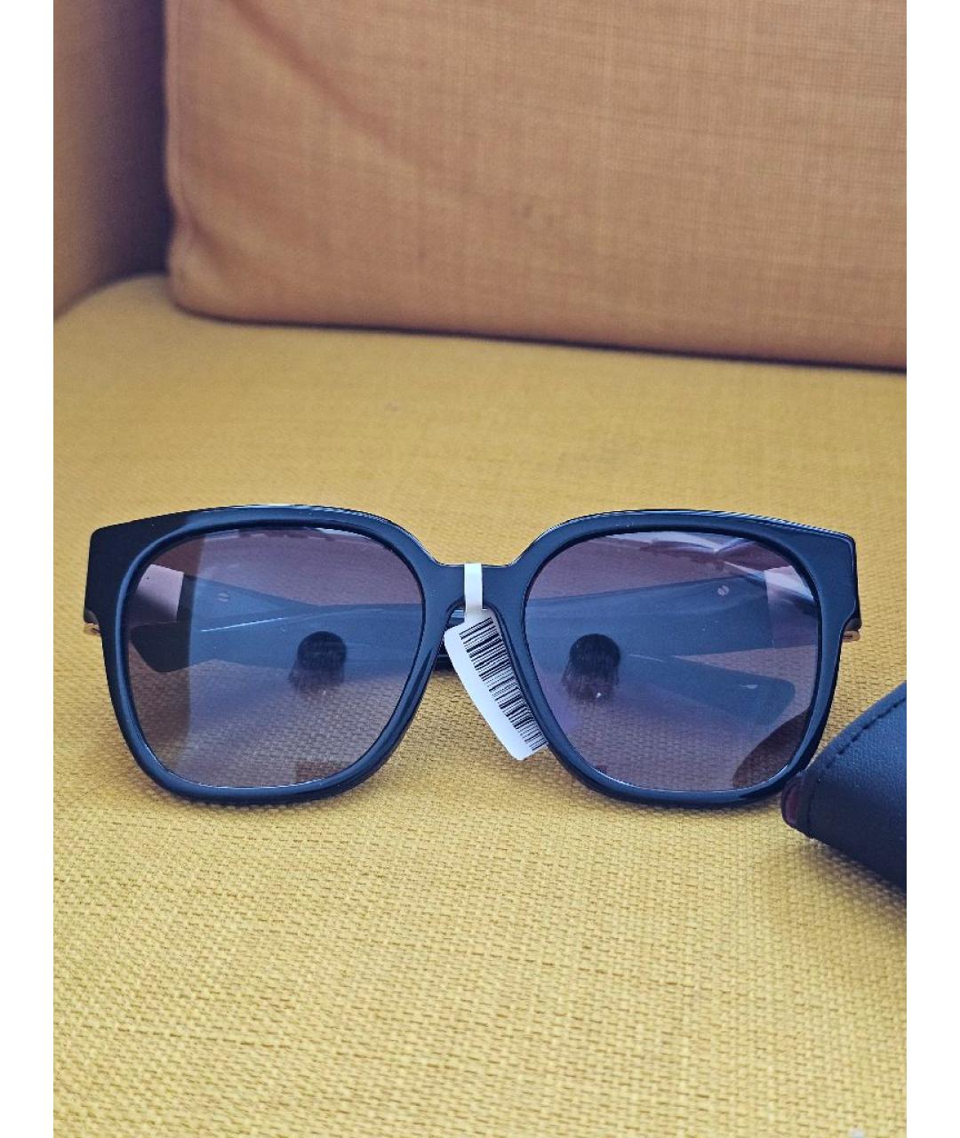 VALENTINO Черные пластиковые солнцезащитные очки, фото 2