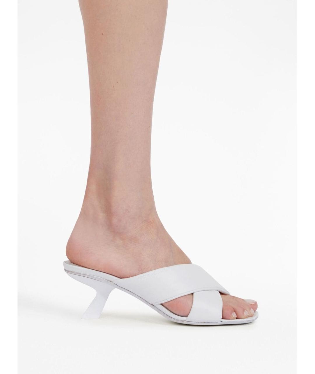 FERRAGAMO Белые кожаные мюли, фото 5