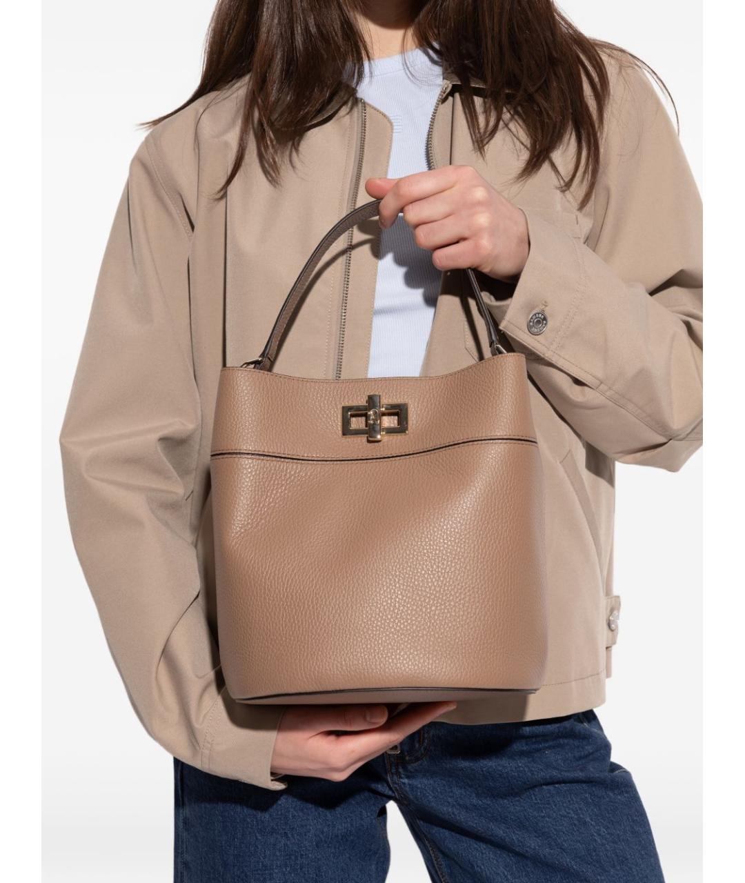 FURLA Бежевая кожаная сумка с короткими ручками, фото 4