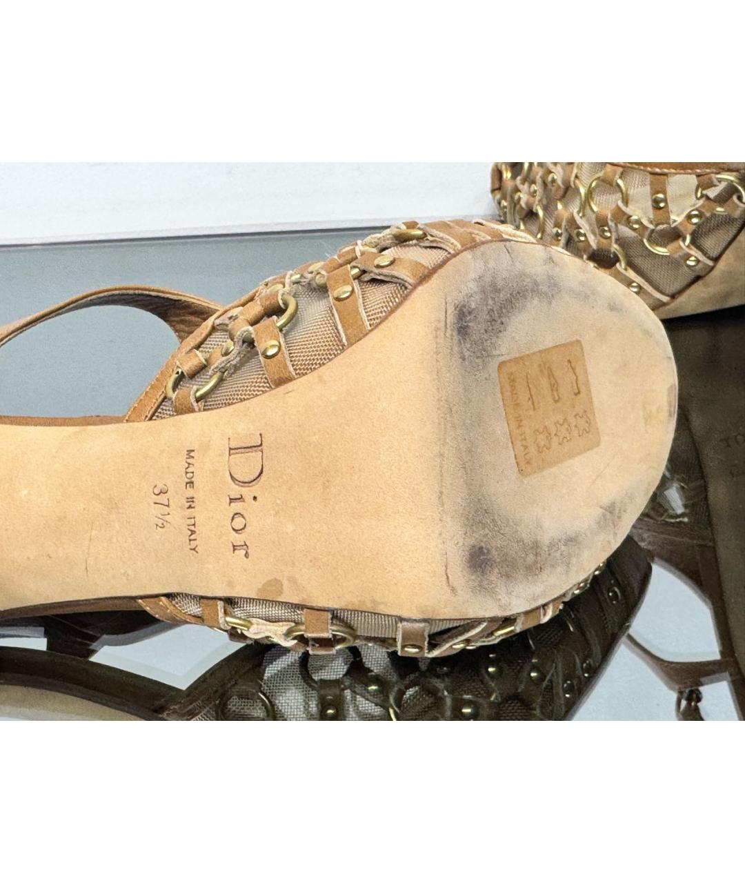 CHRISTIAN DIOR Бежевые кожаные босоножки, фото 6