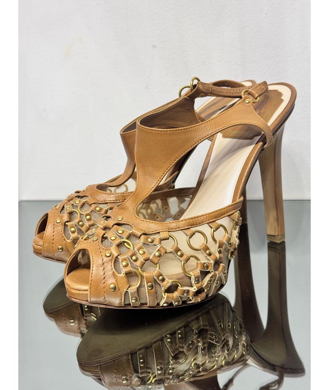 CHRISTIAN DIOR Бежевые кожаные босоножки, фото 2