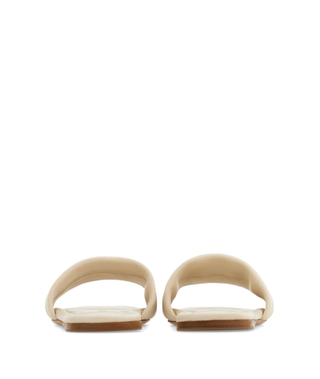 FERRAGAMO Бежевые кожаные босоножки, фото 2