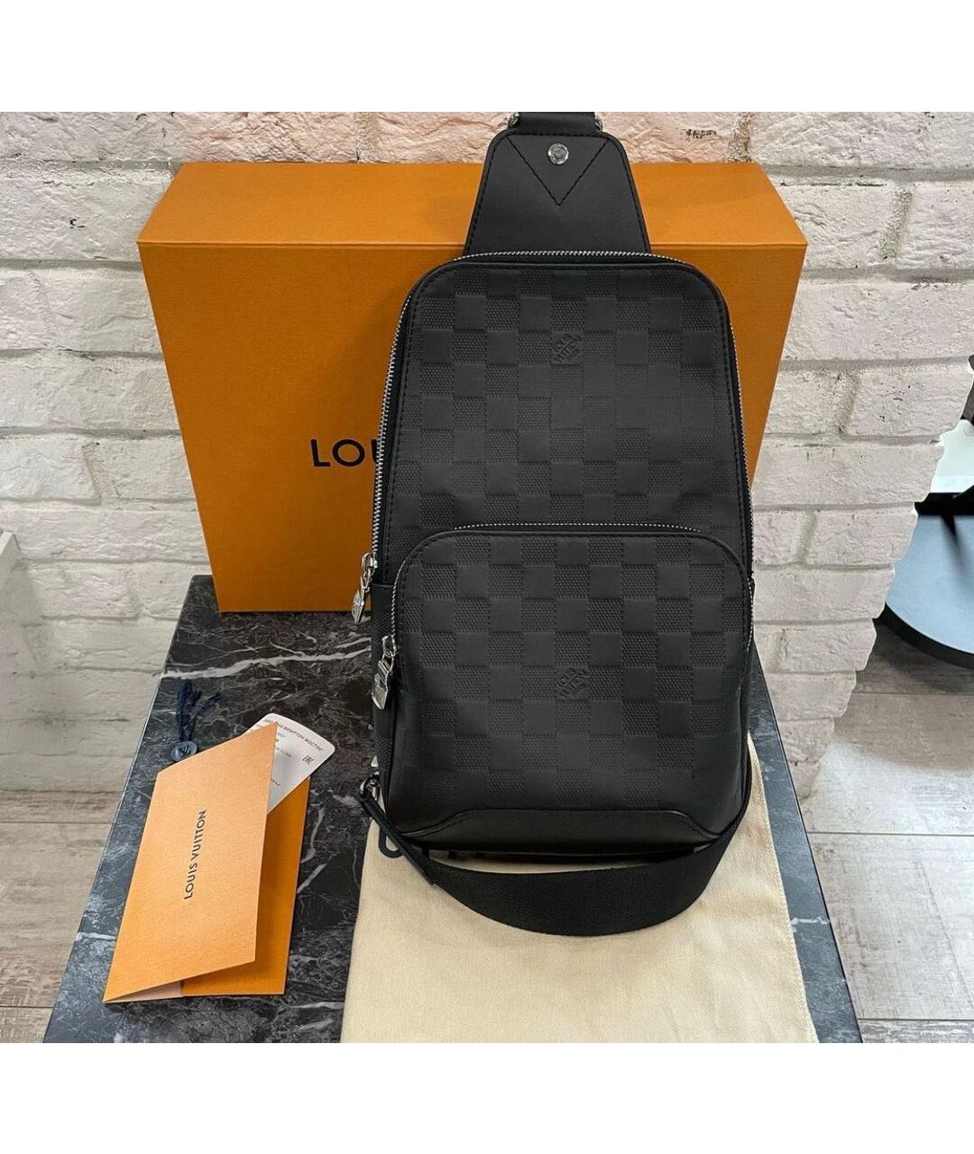 LOUIS VUITTON PRE-OWNED Черная сумка на плечо, фото 2