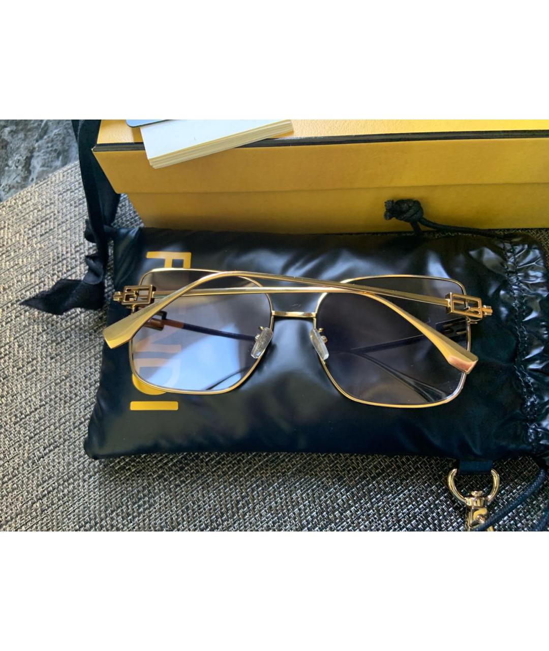 FENDI Золотые металлические солнцезащитные очки, фото 3