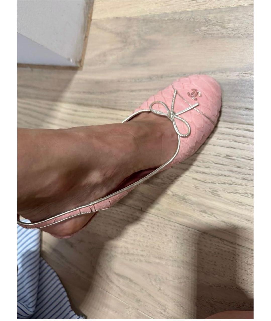CHANEL Розовые туфли из экзотической кожи, фото 6