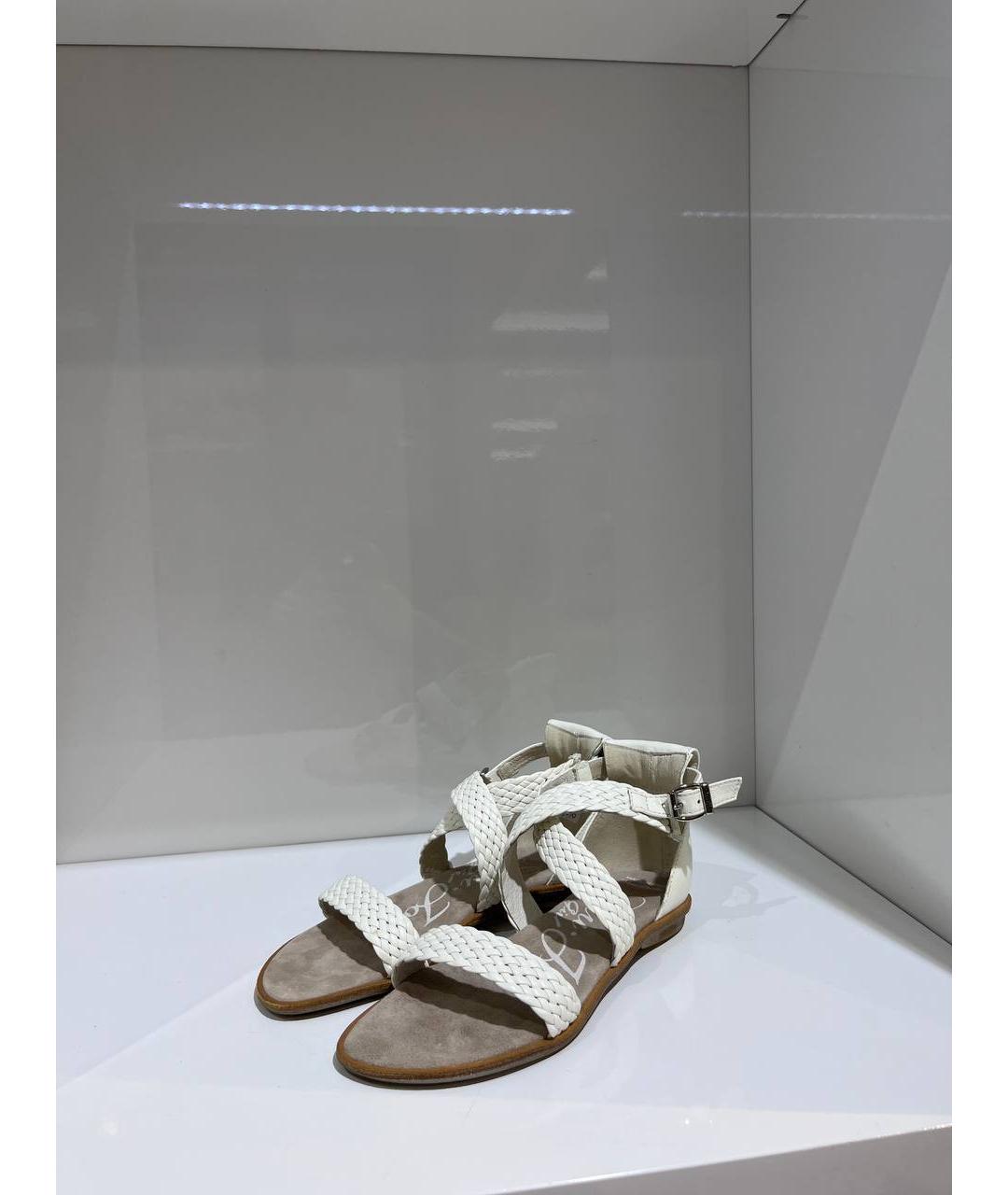 LIU JO Белые кожаные сандалии, фото 3