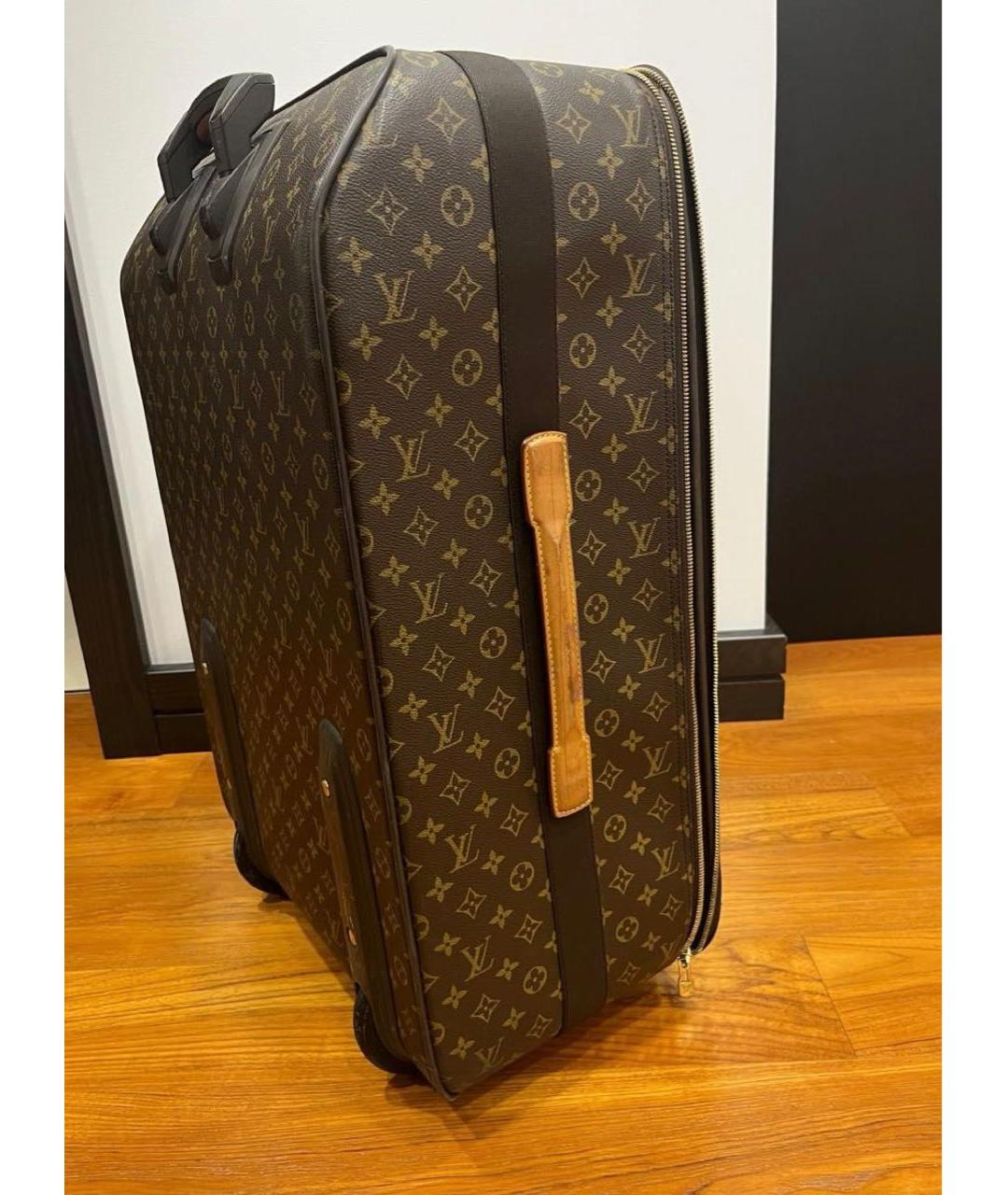 LOUIS VUITTON Коричневый чемодан, фото 2