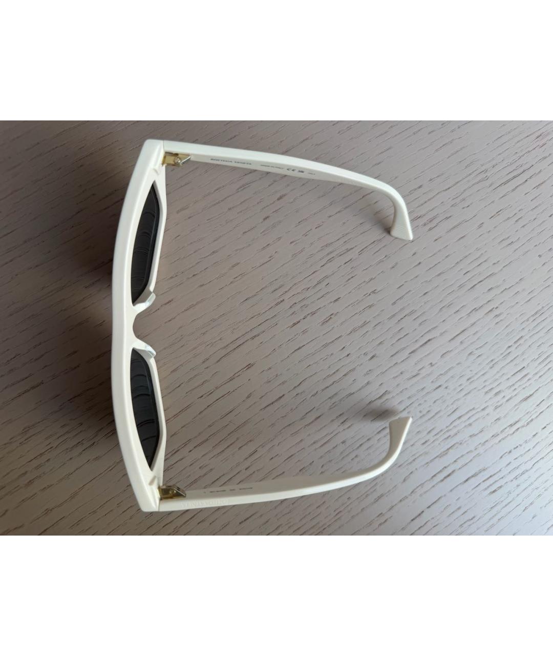 BOTTEGA VENETA Белые пластиковые солнцезащитные очки, фото 4