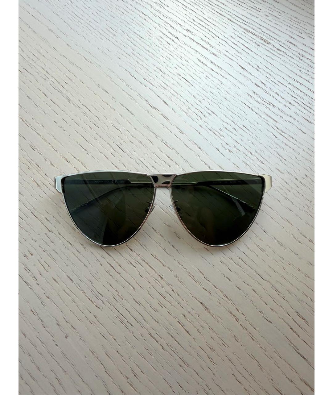 BOTTEGA VENETA Серебряные металлические солнцезащитные очки, фото 7