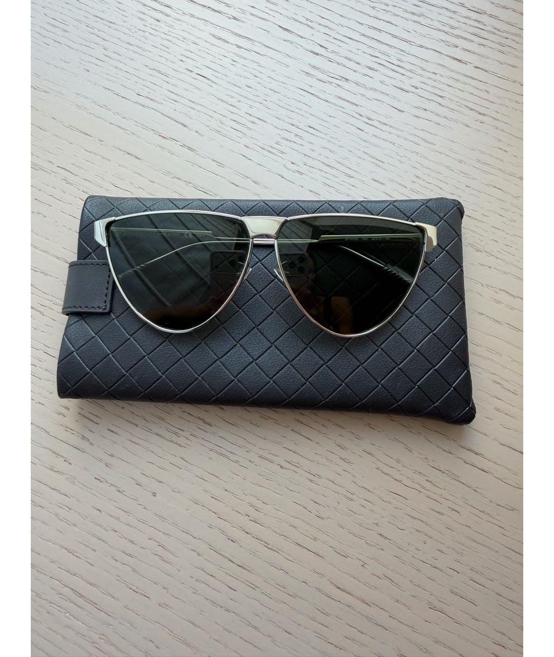 BOTTEGA VENETA Серебряные металлические солнцезащитные очки, фото 5