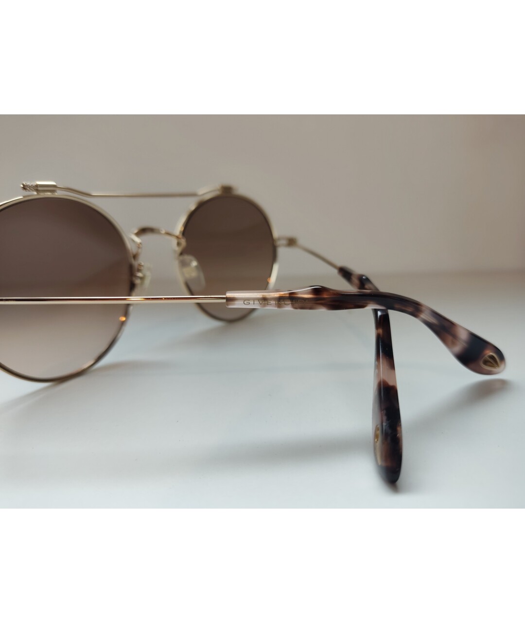 GIVENCHY Золотые металлические солнцезащитные очки, фото 3