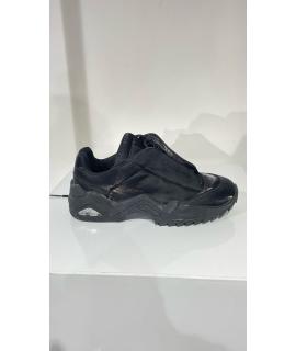 MAISON MARGIELA Низкие кроссовки / кеды