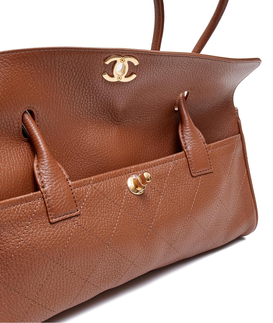 CHANEL Коричневая кожаная сумка с короткими ручками, фото 5