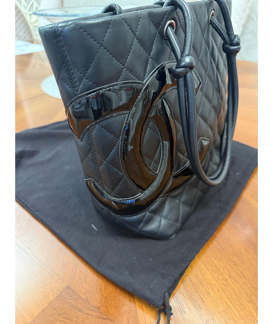 CHANEL Черная кожаная сумка тоут, фото 2