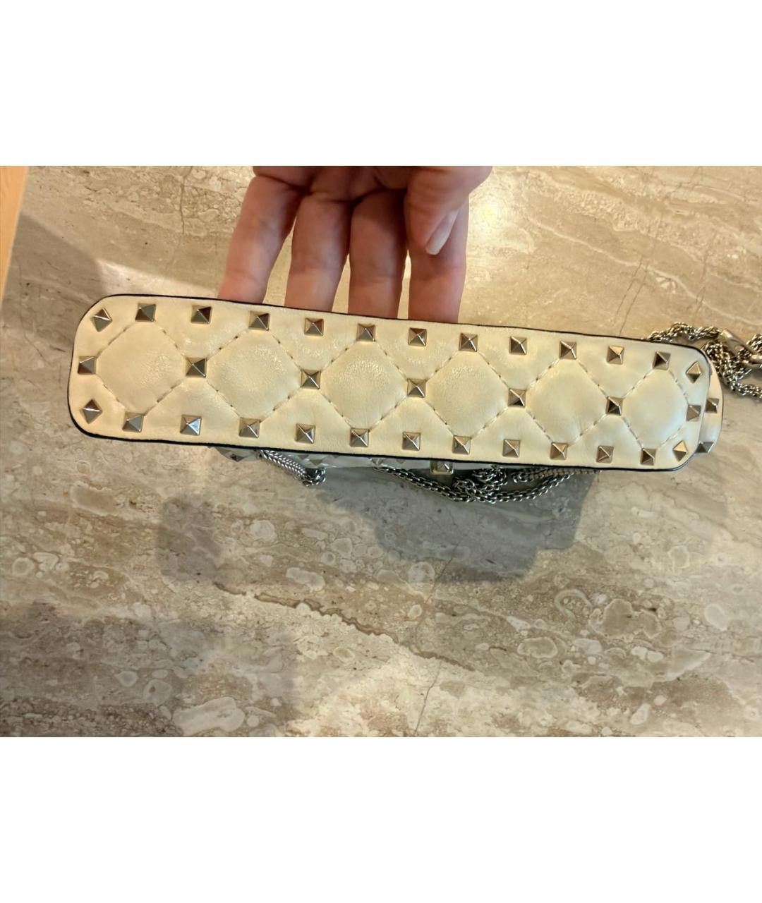 VALENTINO Бежевая кожаная сумка через плечо, фото 6