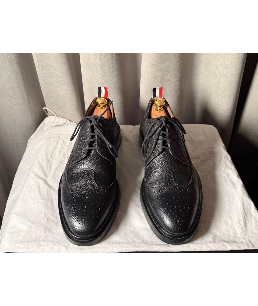 THOM BROWNE Черные кожаные низкие ботинки, фото 2