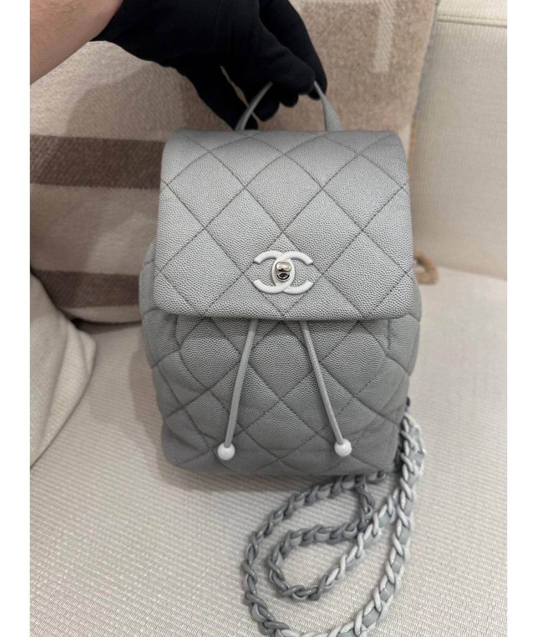 CHANEL Серый кожаный рюкзак, фото 3