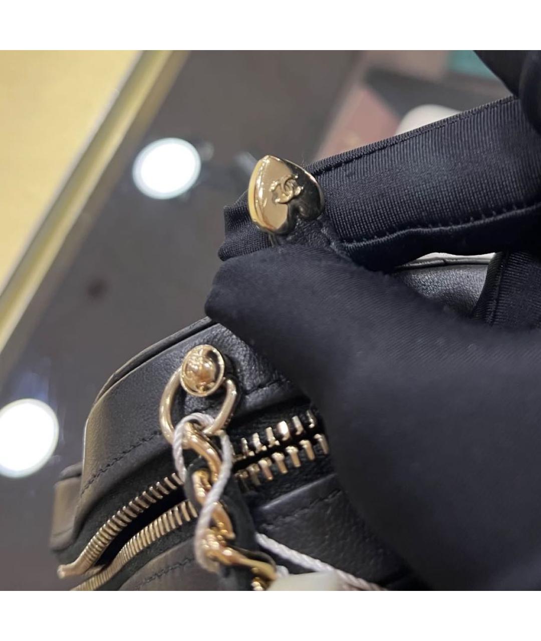 CHANEL Черная кожаная сумка через плечо, фото 3