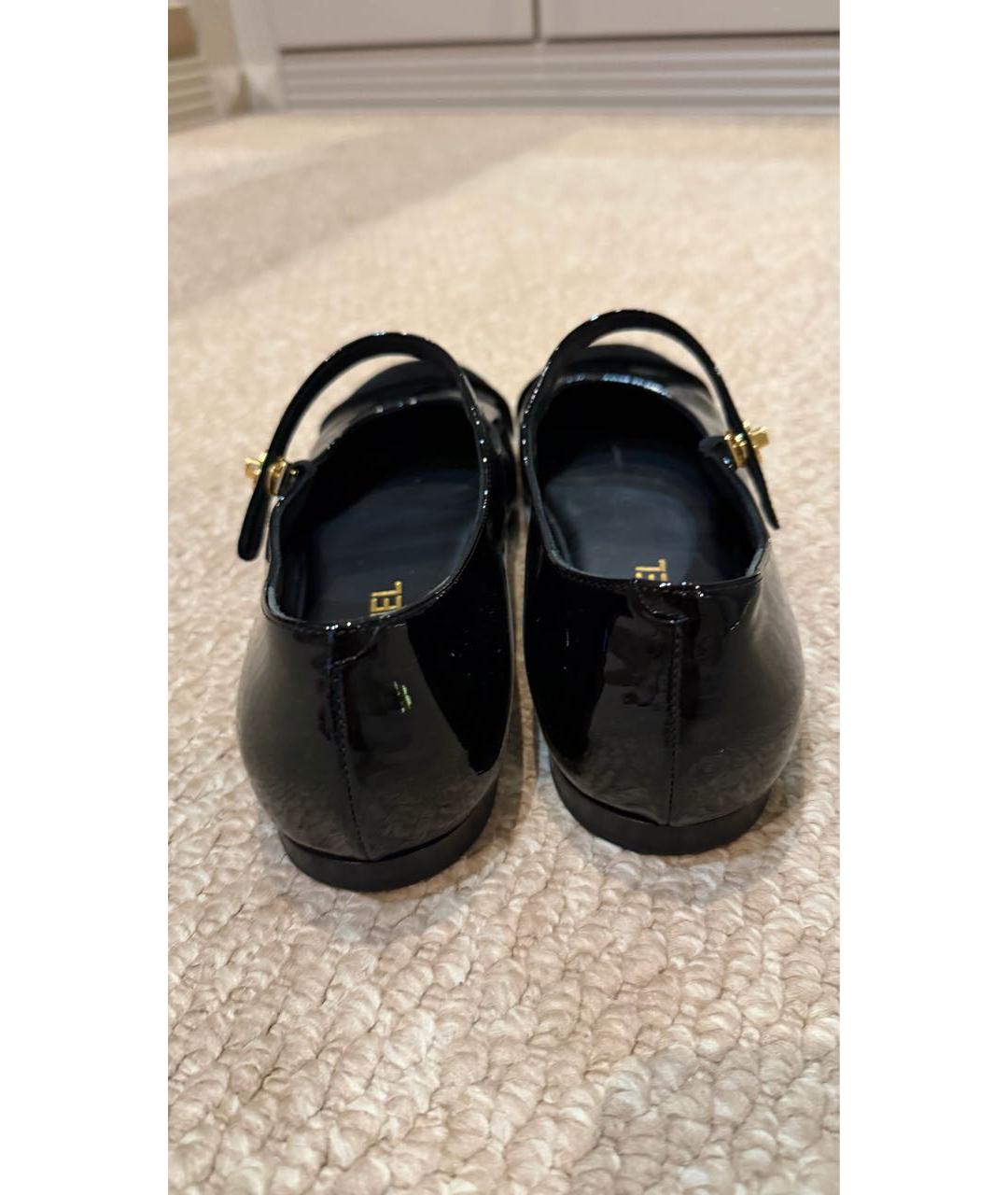 CHANEL Черные балетки из лакированной кожи, фото 4