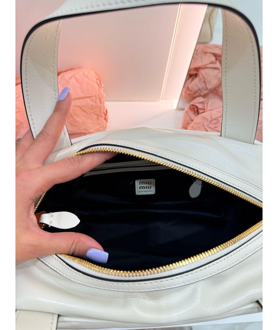 MIU MIU Белая кожаная сумка с короткими ручками, фото 4