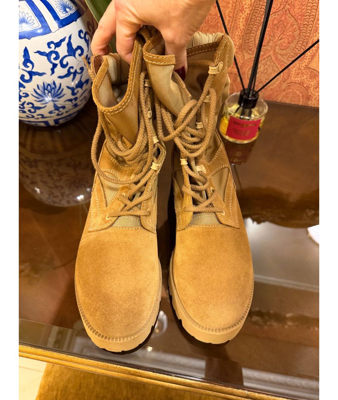 CELINE Бежевые замшевые ботинки, фото 2