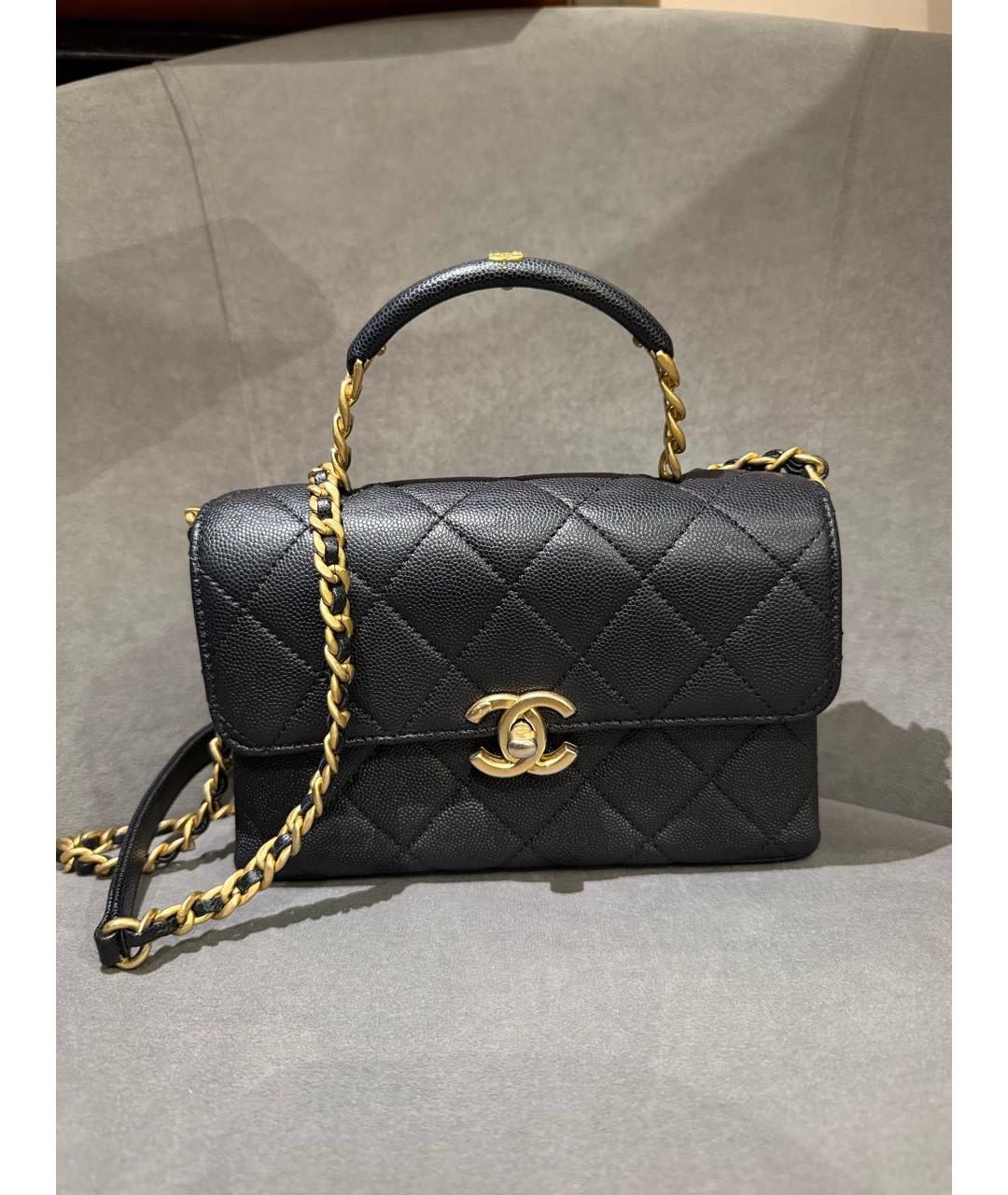 CHANEL Черная кожаная сумка с короткими ручками, фото 2