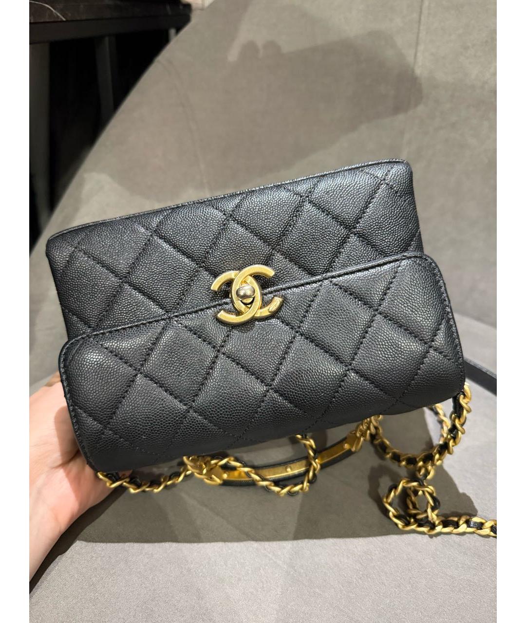 CHANEL Черная кожаная сумка с короткими ручками, фото 7