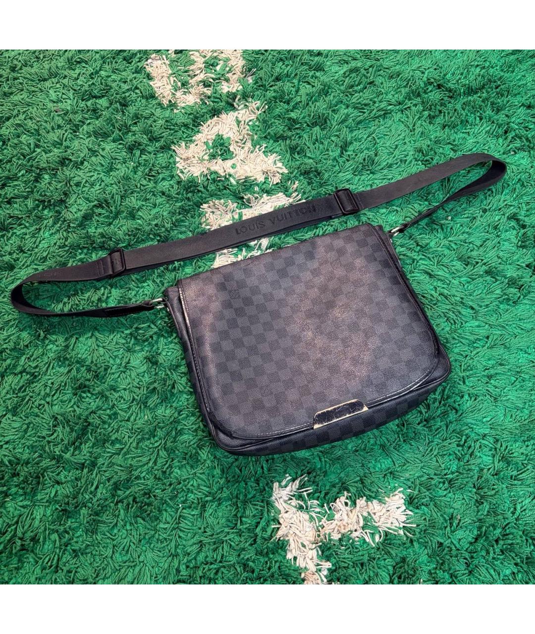 LOUIS VUITTON Черная сумка на плечо, фото 4