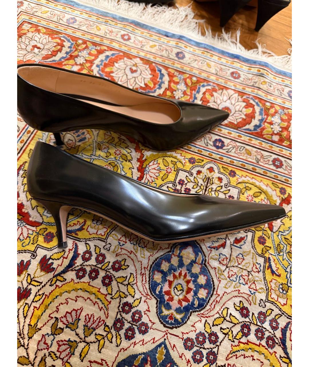 GIANVITO ROSSI Черные кожаные лодочки на низком каблуке, фото 5