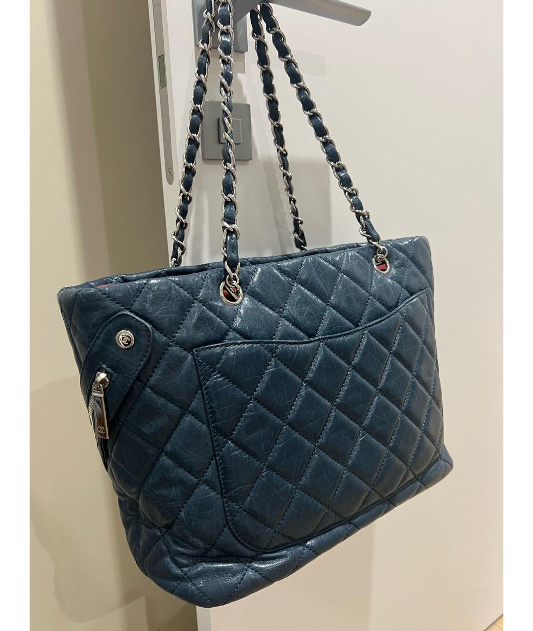 CHANEL Темно-синяя кожаная сумка тоут, фото 5