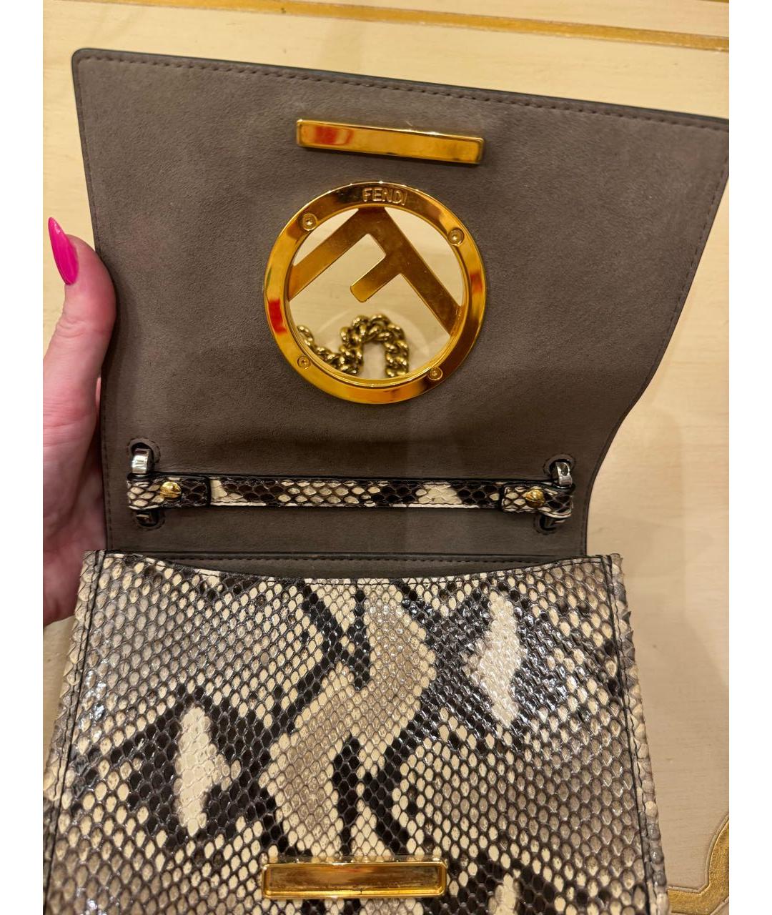 FENDI Бежевая сумка через плечо из экзотической кожи, фото 5
