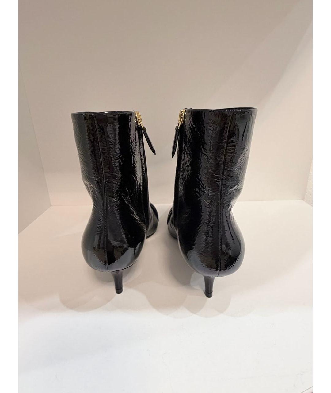 MIU MIU Черные ботильоны из лакированной кожи, фото 4