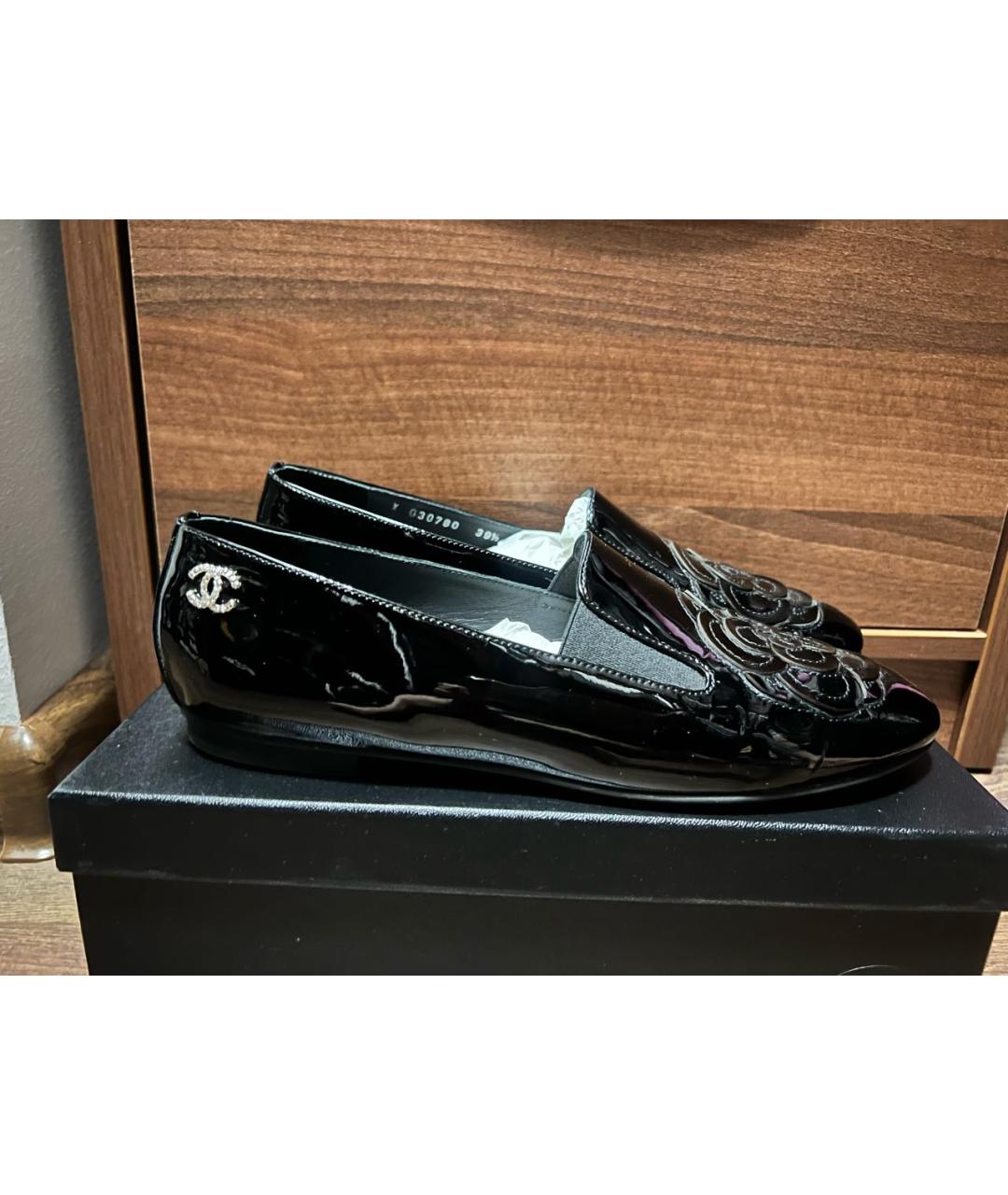 CHANEL Черные лоферы из лакированной кожи, фото 7