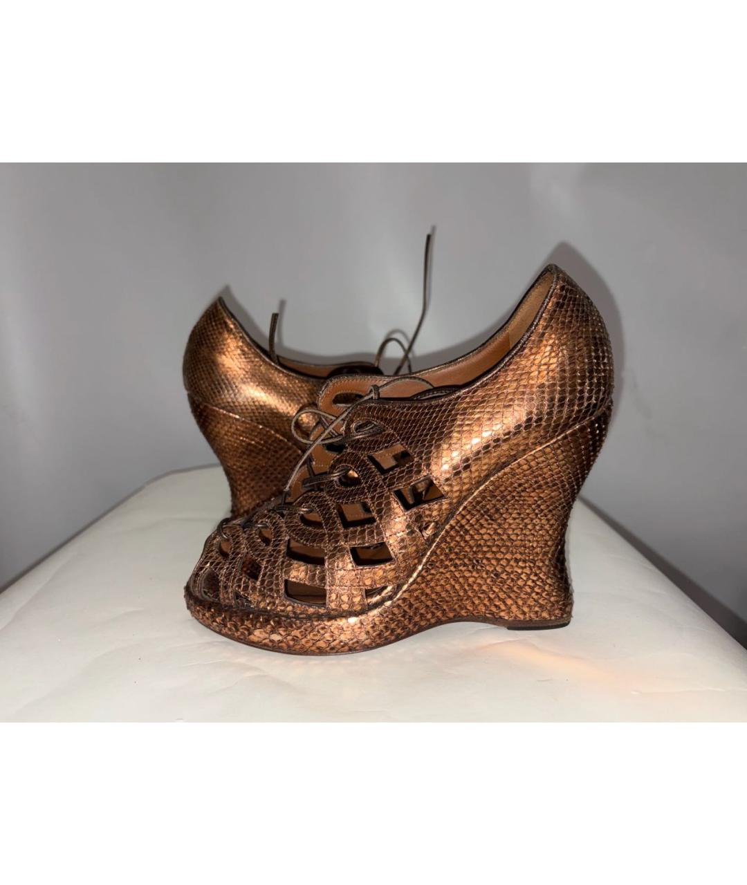 BOTTEGA VENETA Туфли из экзотической кожи, фото 6