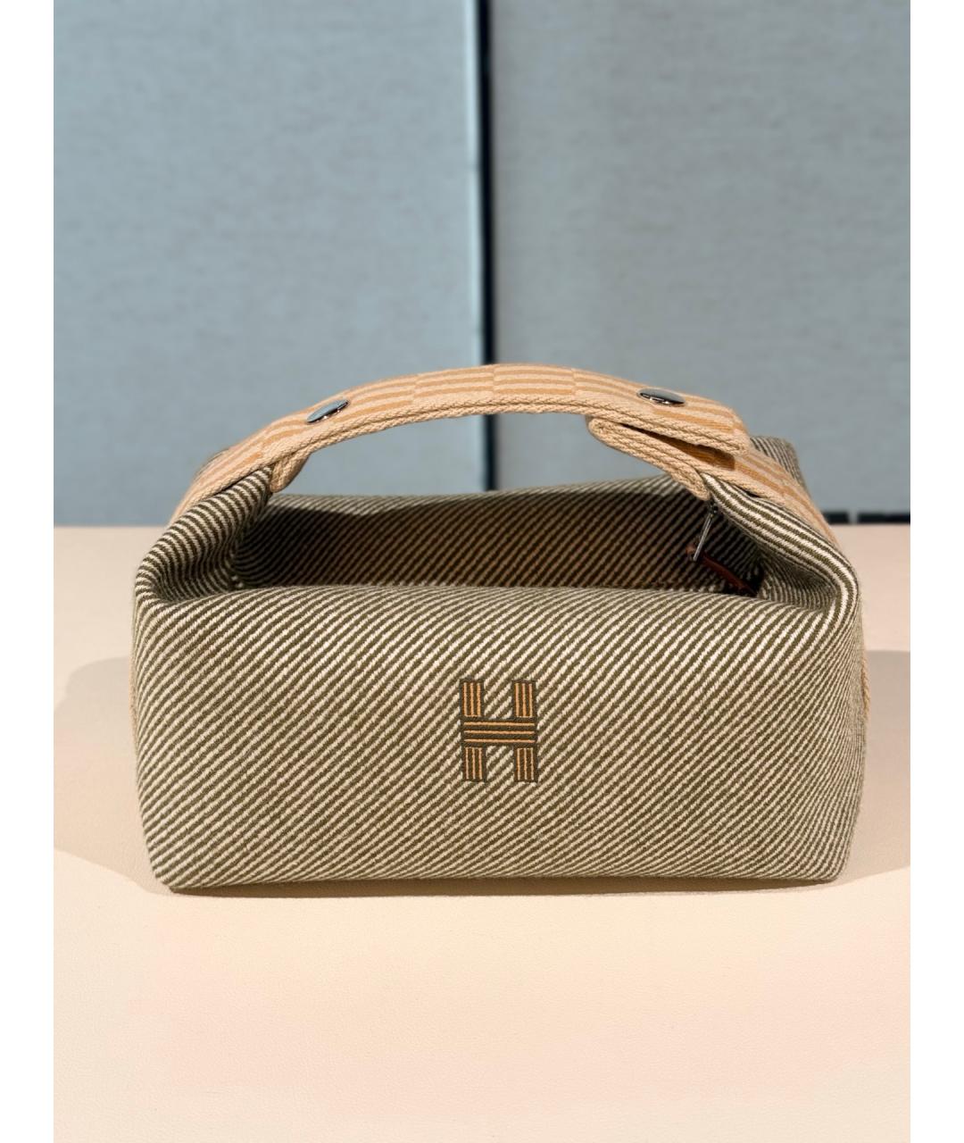 HERMES Зеленая шерстяная косметичка, фото 6