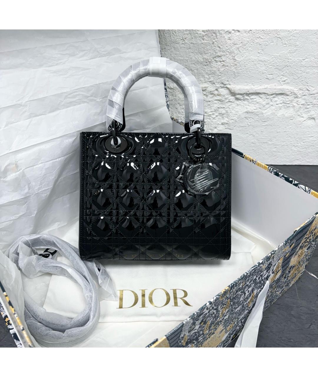 CHRISTIAN DIOR Черная сумка тоут из лакированной кожи, фото 8