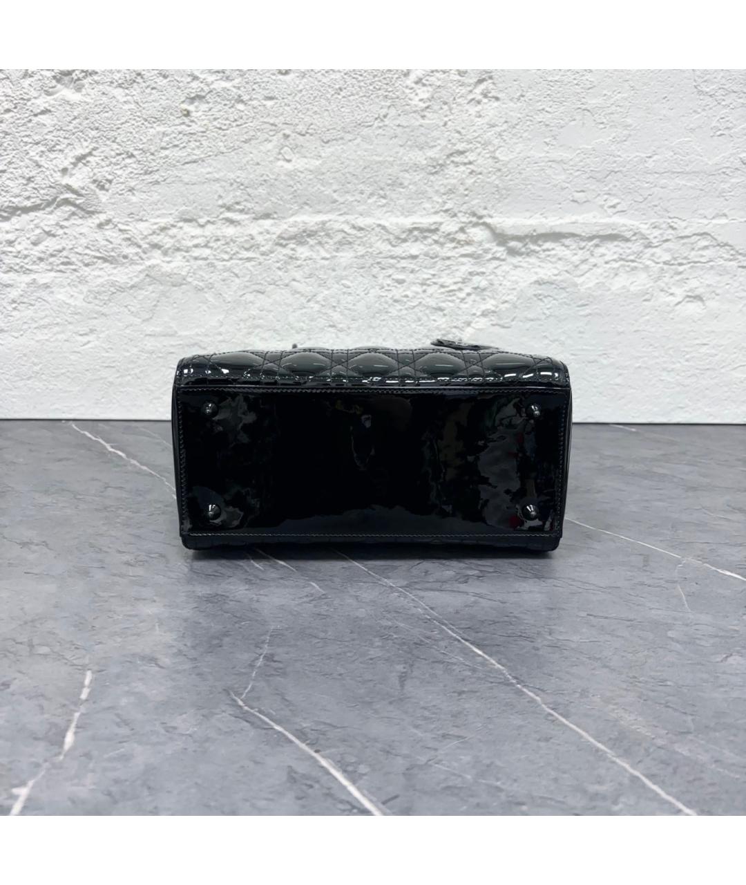 CHRISTIAN DIOR Черная сумка тоут из лакированной кожи, фото 5