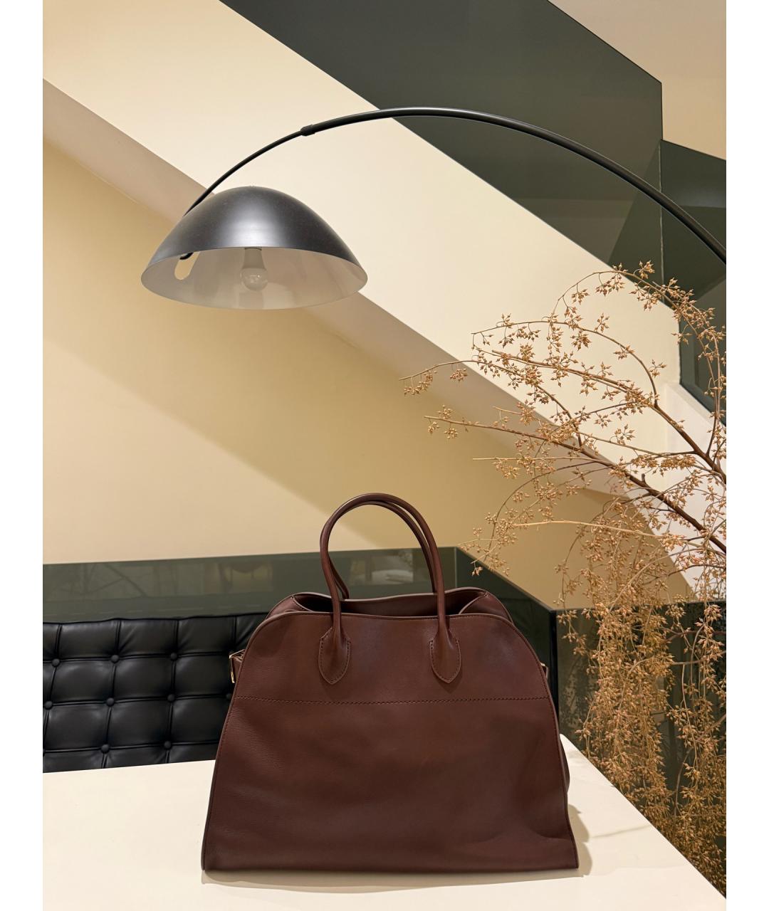 THE ROW Коричневая кожаная сумка тоут, фото 9
