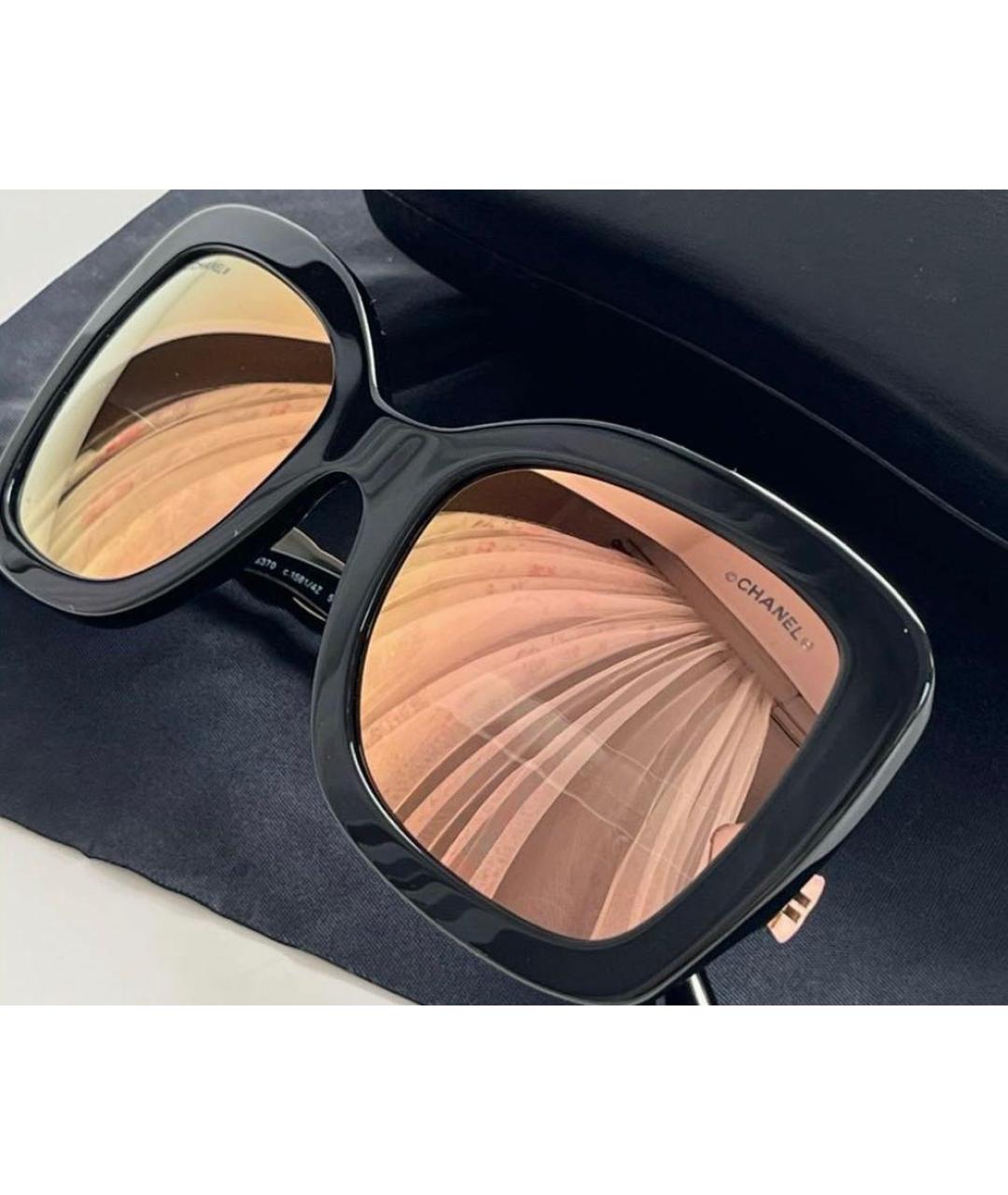 CHANEL Черные пластиковые солнцезащитные очки, фото 3