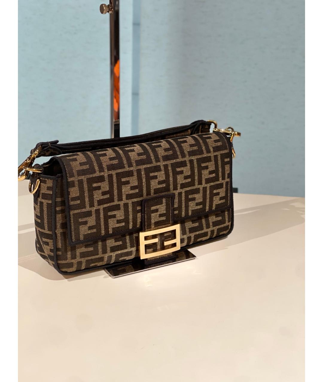 FENDI Коричневая деним сумка с короткими ручками, фото 3